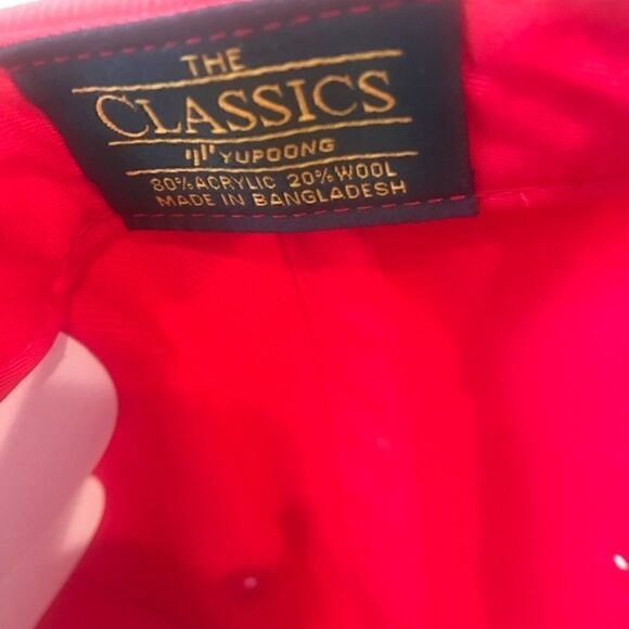 The Classics Red Hat New - Picture 2 of 5